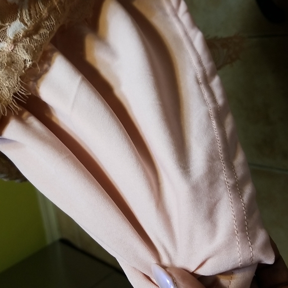 Champagne color lace dress back zipper Sz ( S ) - Picture 4 of 7